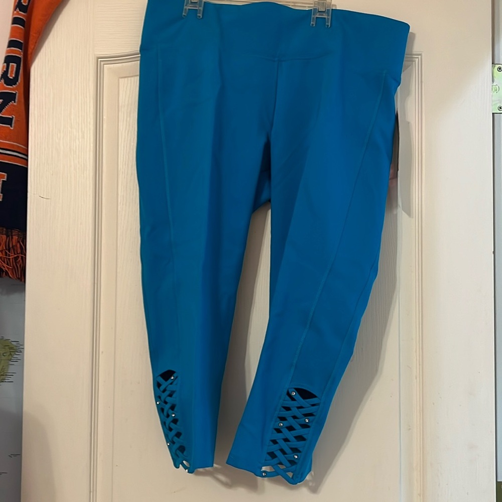 Ladies Capris